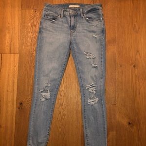Women’s Levi’s Skinny Jeans
